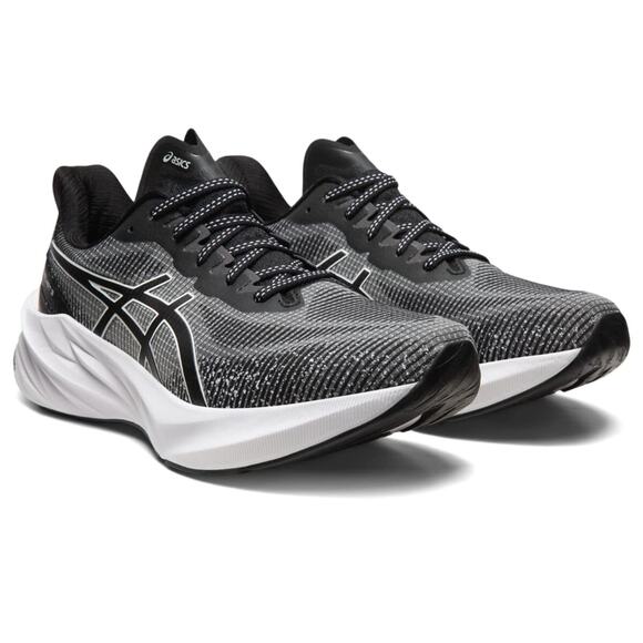 ASICS NOVABLAST 3 LE Men\'s Running Shoes, 11.5 M, Black/White